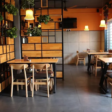 Darshan Boarding Lodging And Restaurant-2