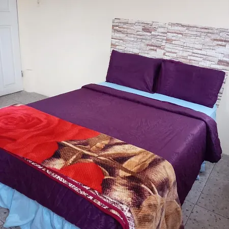 Qten Hyper Home-2