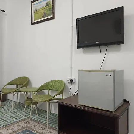 One Mek Studio-2