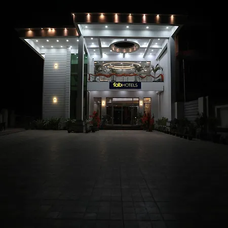 Fabhotel Square Jb Resort-2