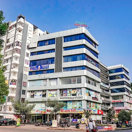 Hotel Skycity, Best Luxurious Hotel Ac Rooms In Surat-3