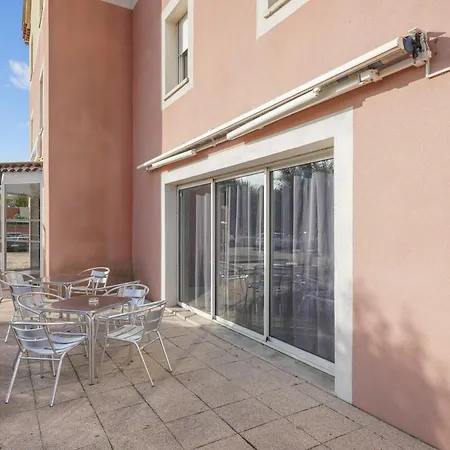 Hotel Akena Chateaurenard - Parc Des Expositions Avignon-2