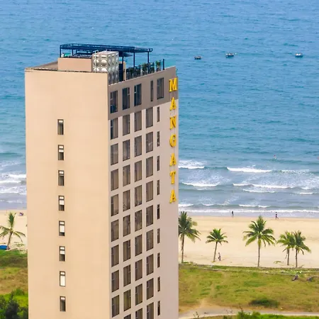 Mangata Beachfront Hotel - Rooftop Bar Sea View-3
