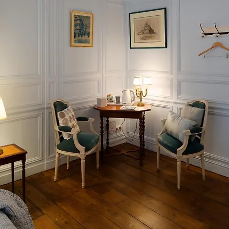 Guest House Saint Yves-3