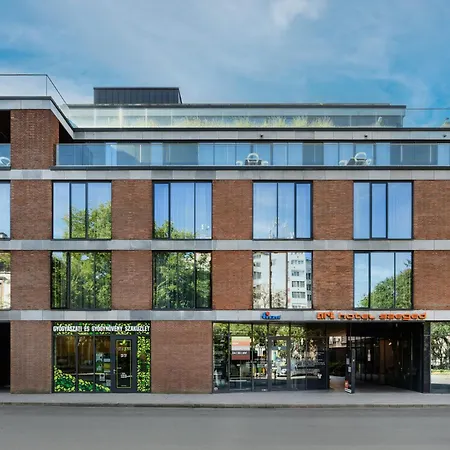 Art Hotel Szeged-2