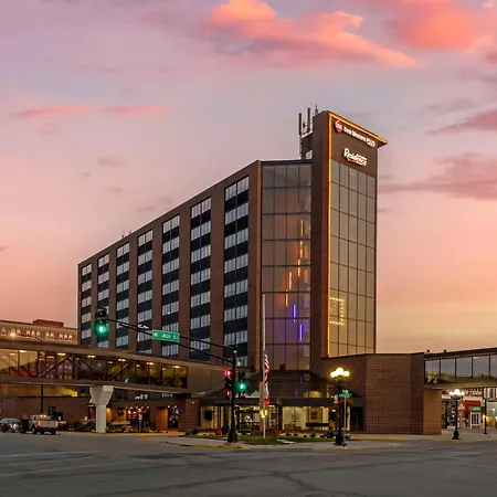 Best Western Plus Waterloo & Cedar Falls-2