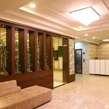 Hotel Singhnature-2