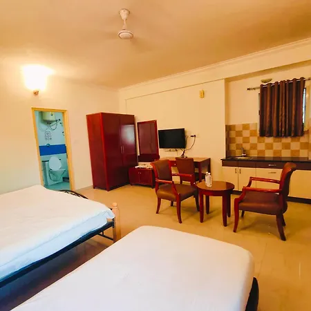 Kings Suites Palace Grounds-2
