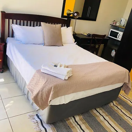 Thuba Kobo Segole Guesthouse-2