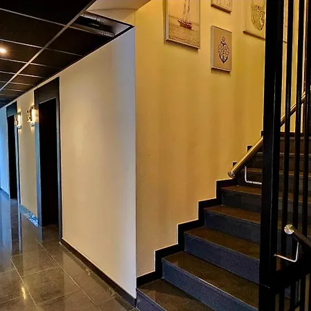 Hira Boarding Aparthotel-3