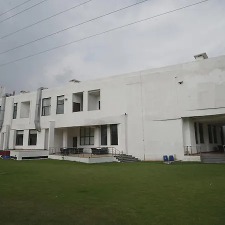 Tdi Club Retreat Sector-110-3
