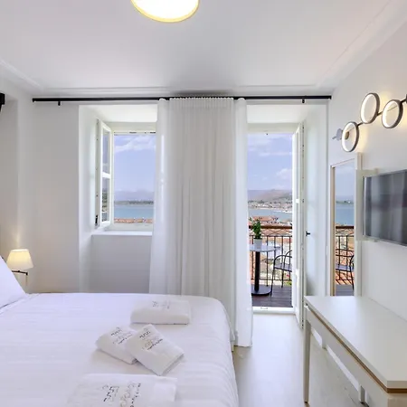 Nafplion Comfy Suites-2