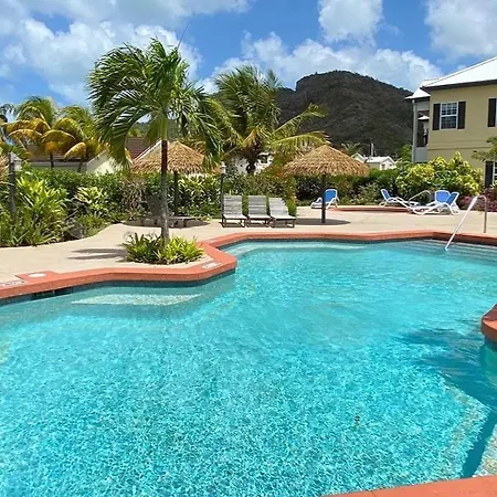 Colibri Court Antigua-3