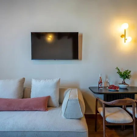 Casa D'Oro - Luxury Suites-3