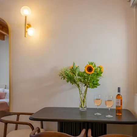 Casa D'Oro - Luxury Suites-2