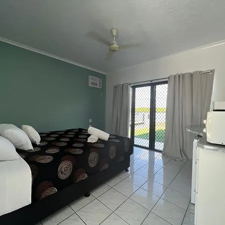 Lucinda Cove Resort-3