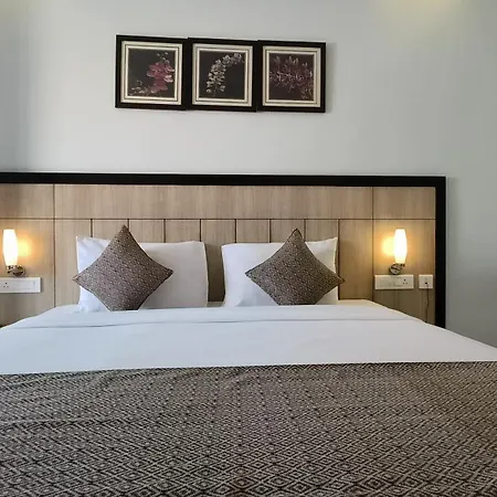 Vbrance - Luxury Boutique Hotel & Food Court-3