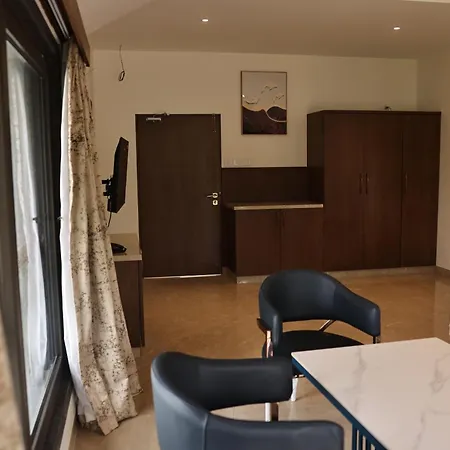 Mstays Ecr By Mirabilis Hotel-2