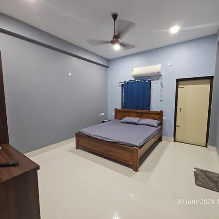 Balaji Grand Hotel-3
