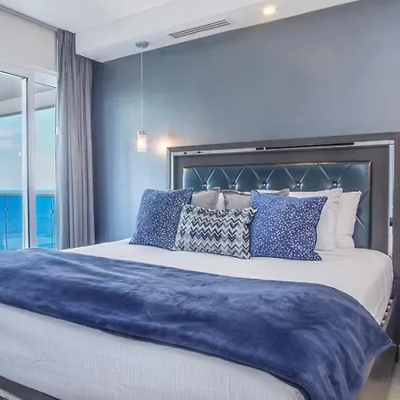 Encantame Towers -Verano 2105-Luxury Beachfront Condo-3