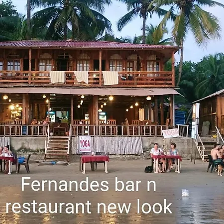 Fernandes Bar And Restaurant-3
