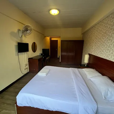 Rcn Court & Inn-3