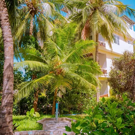 Baraka Beach Bungalows-2