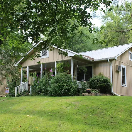 Henson Cove Place Bed And Breakfast W/Cabin-3