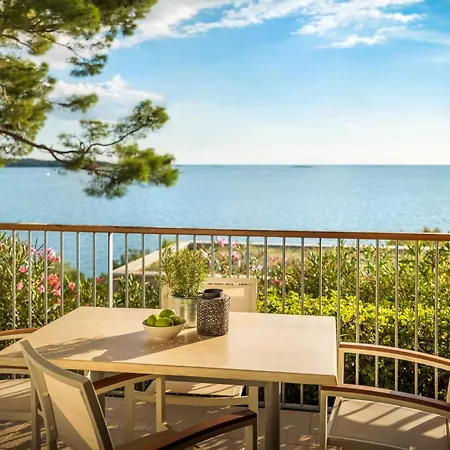 Isabella Island Hotel & Villas, Valamar Collection-3