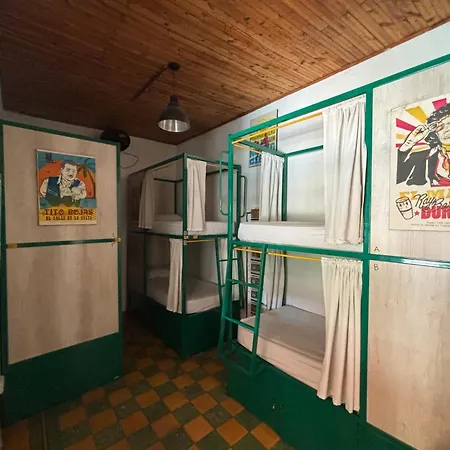 Viajero Hostel Cali & Salsa School-2