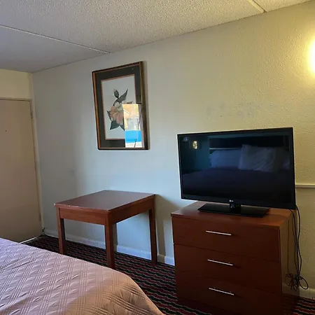 Quality Quarters Inn By Oyo Richmond Ky I-75-3