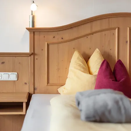 Hotel Koenigsleiten Vital Alpin-2