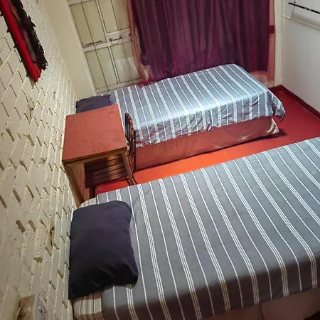 Paljas Backpackers-2