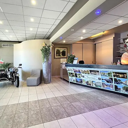 Ala Hotel-2