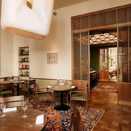 Boutique Hotel Chateau Royal-2