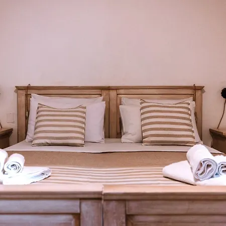 Vintage Rooms-2