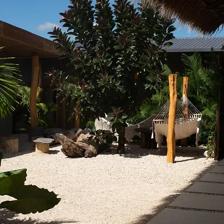 Tukasa - Surfhouse Popoyo-2