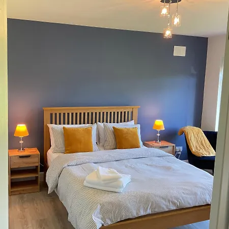 Hazeltree Lodge-3
