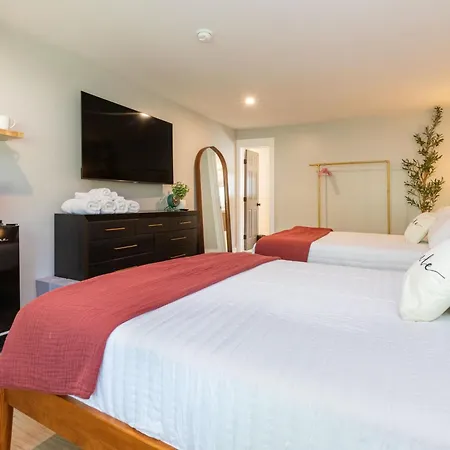 Dogwood Boutique Motel-3