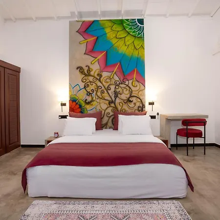 Hasthri Boutique Red Chalet In Ahangama With Pool Near Beach-2