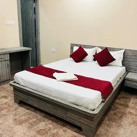 Hotel Utsav Palace-3