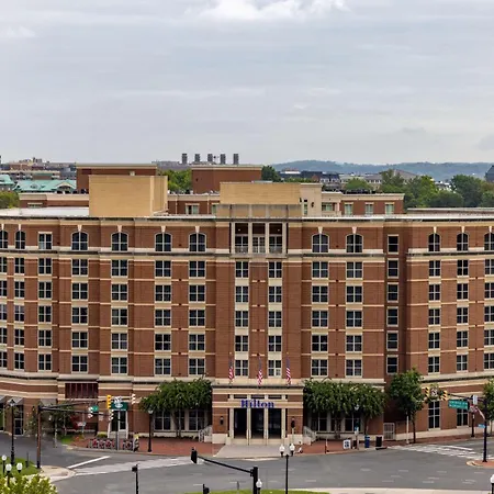 Hilton Alexandria Old Town-3
