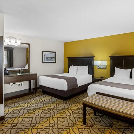 Best Western Of Harbor Springs-2
