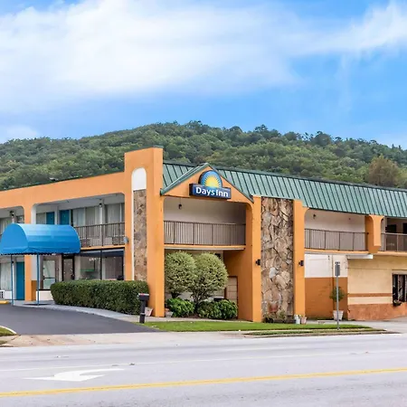 Days Inn By Wyndham Clayton-3