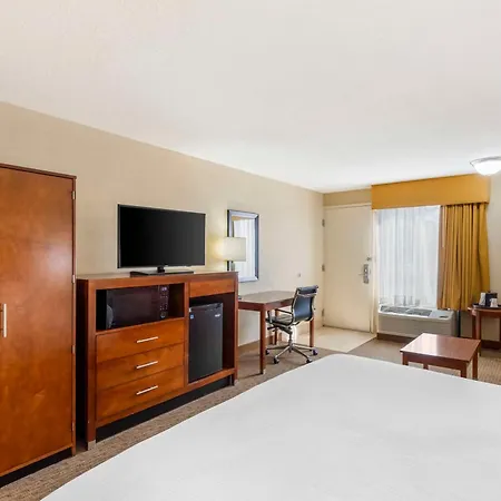 Best Western Cotton Tree Inn-3