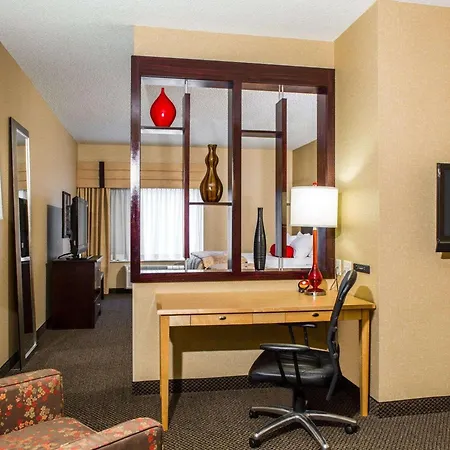 Cambria Hotel Traverse City-2