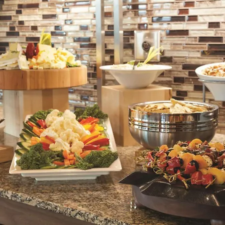 Embassy Suites Saratoga Springs-3