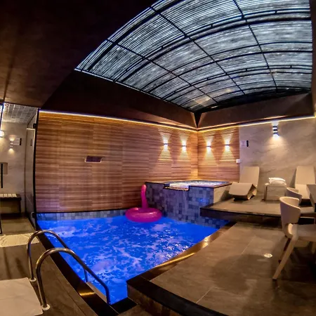 Opium Motel (Adults Only)-2