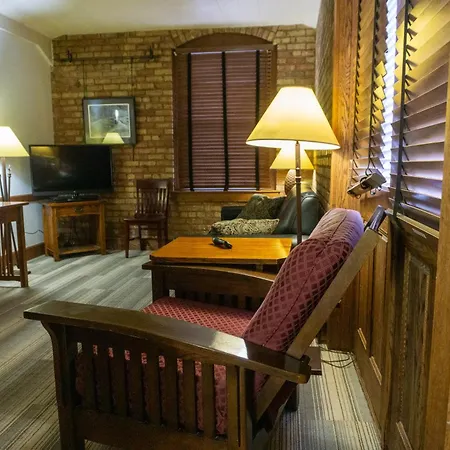 The Branch House & Suites By Gold Dust-2