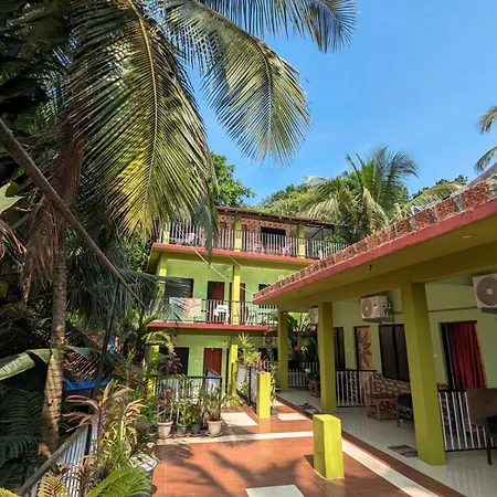 Luciano Guest House-3